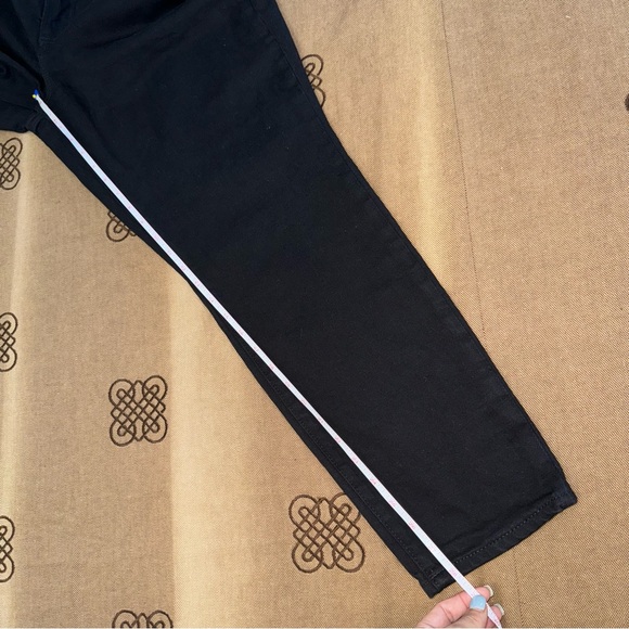 Old Navy NWT! Black Jack High-Waisted Secret-Smooth Pockets O.G. Straight Jeans - Picture 16 of 16